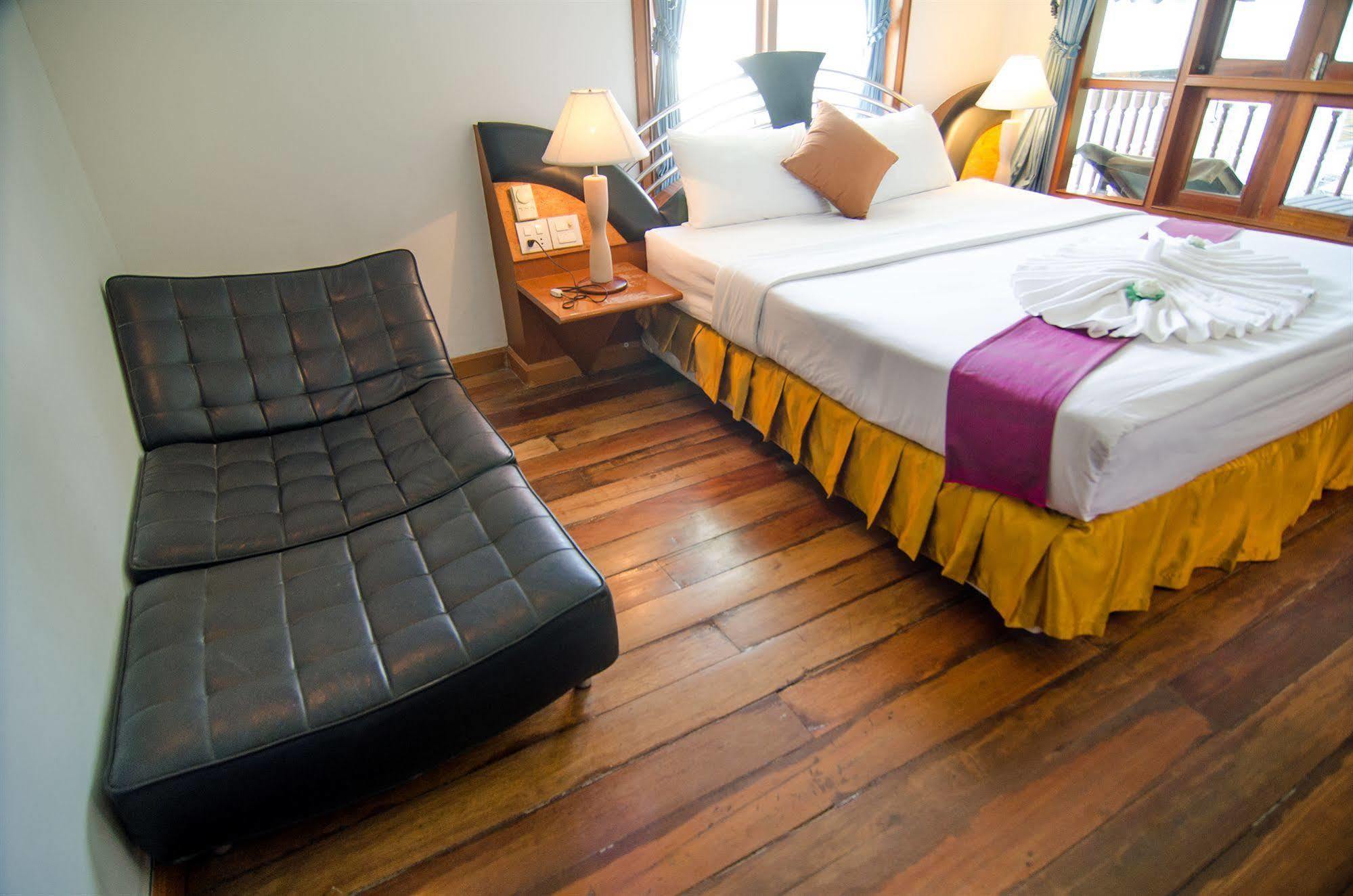 Sea Garden Hostels Hat Rin Buitenkant foto